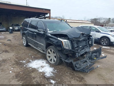 CADILLAC ESCALADE ESV 2017