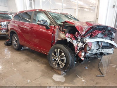 TOYOTA HIGHLANDER HYBRID 2026