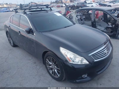 INFINITI G37 2012