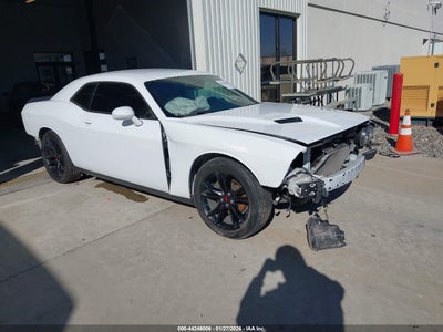 DODGE CHALLENGER 2016