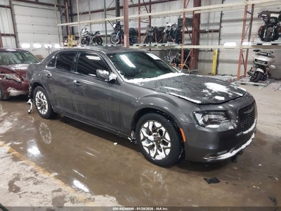 CHRYSLER 300 2017