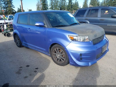 SCION XB 2010