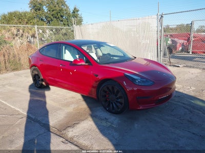 TESLA MODEL 3 2022