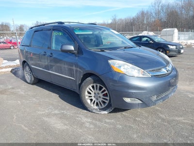 TOYOTA SIENNA 2008