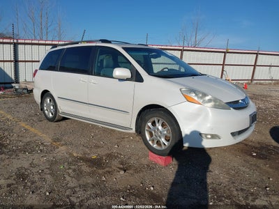 TOYOTA SIENNA 2006