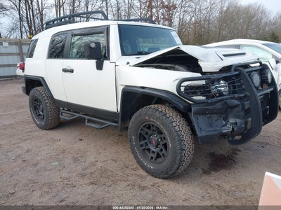 TOYOTA FJ CRUISER 2012