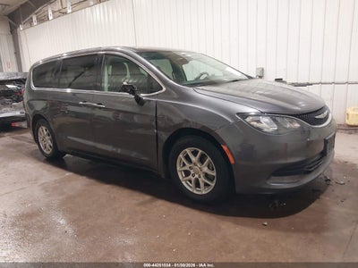 CHRYSLER PACIFICA 2017