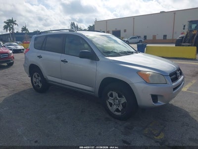 TOYOTA RAV4 2011