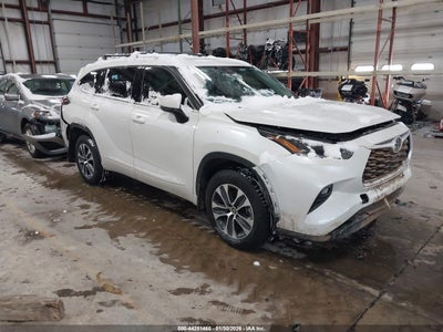 TOYOTA HIGHLANDER 2021