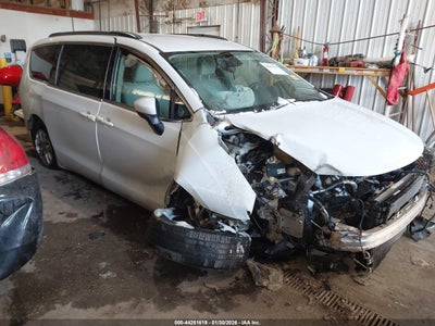 CHRYSLER VOYAGER 2021