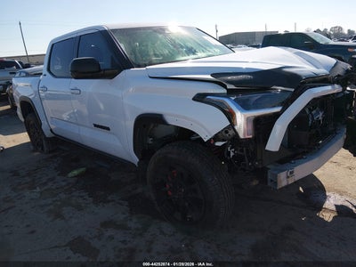 TOYOTA TUNDRA 2025