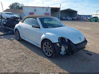 VOLKSWAGEN BEETLE 2014