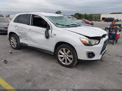 MITSUBISHI OUTLANDER SPORT 2015