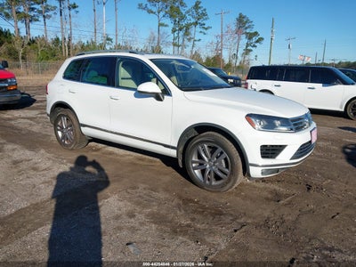 VOLKSWAGEN TOUAREG 2016