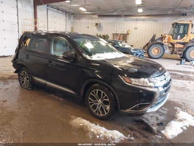 MITSUBISHI OUTLANDER 2017