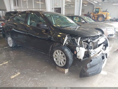 NISSAN VERSA 2018