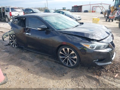 NISSAN MAXIMA 2016