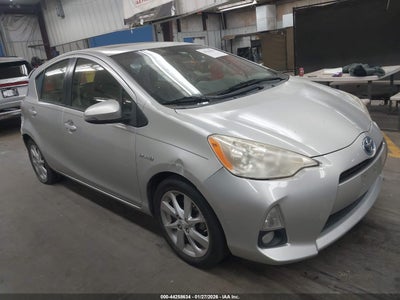 TOYOTA PRIUS C 2012