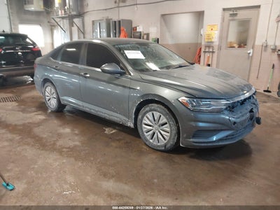 VOLKSWAGEN JETTA 2019