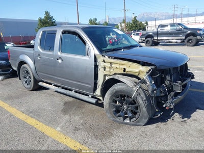 NISSAN FRONTIER 2021