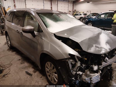 CHRYSLER VOYAGER 2021