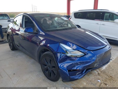 TESLA MODEL Y 2025