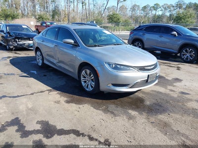 CHRYSLER 200 2015