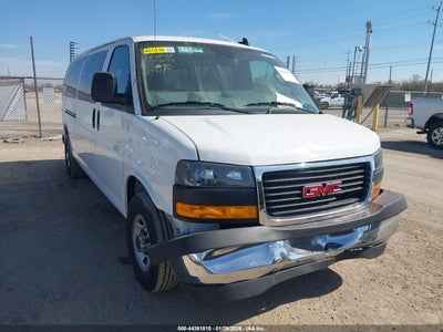 GMC SAVANA PASSENGER 2025