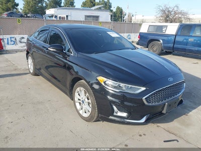 FORD FUSION ENERGI 2019