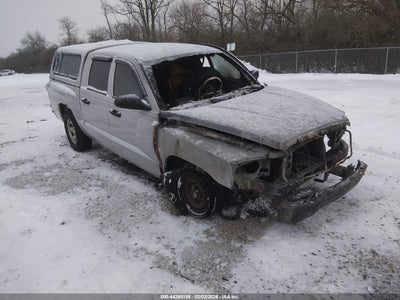 DODGE DAKOTA 2005