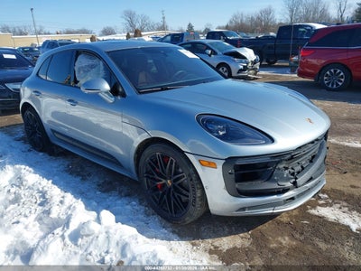 PORSCHE MACAN 2022