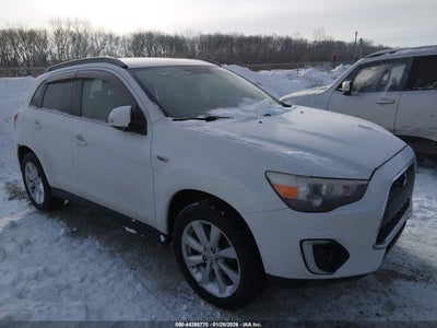 MITSUBISHI OUTLANDER SPORT 2015