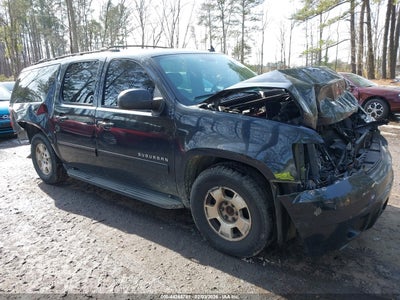 CHEVROLET SUBURBAN 2011