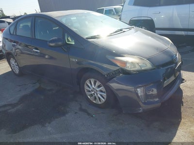TOYOTA PRIUS PLUG-IN 2013