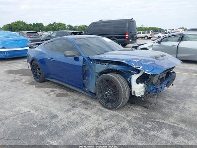 FORD MUSTANG 2024