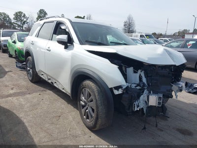 NISSAN PATHFINDER 2024
