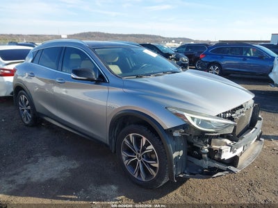 INFINITI QX30 2017