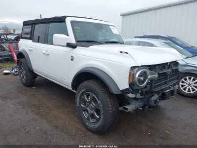 FORD BRONCO 2021
