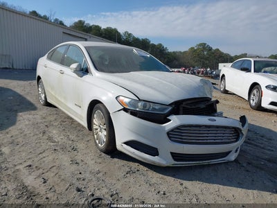 FORD FUSION HYBRID 2015