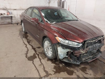 FORD FUSION HYBRID 2015