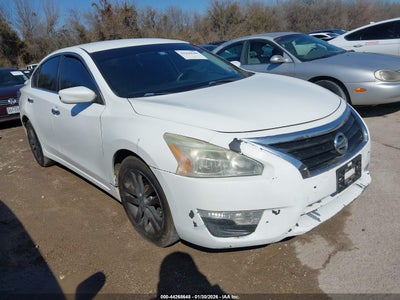 NISSAN ALTIMA 2015