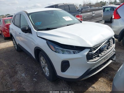 FORD ESCAPE 2023