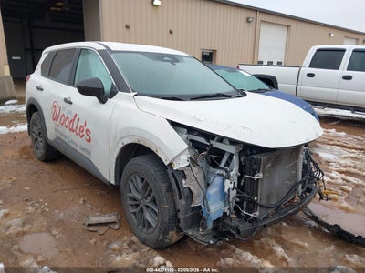 NISSAN ROGUE 2024