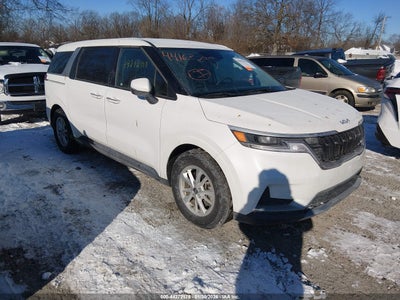 KIA CARNIVAL MPV 2024