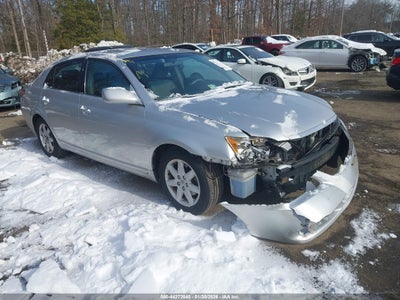 TOYOTA AVALON 2010