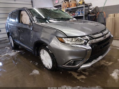 MITSUBISHI OUTLANDER 2017