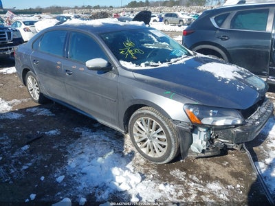 VOLKSWAGEN PASSAT 2015