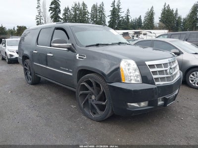 CADILLAC ESCALADE ESV 2011