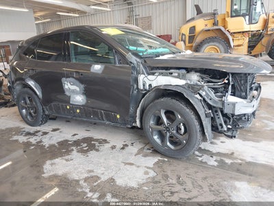 FORD ESCAPE 2023
