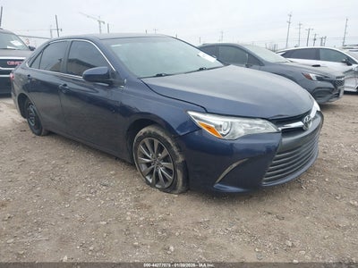 TOYOTA CAMRY 2015